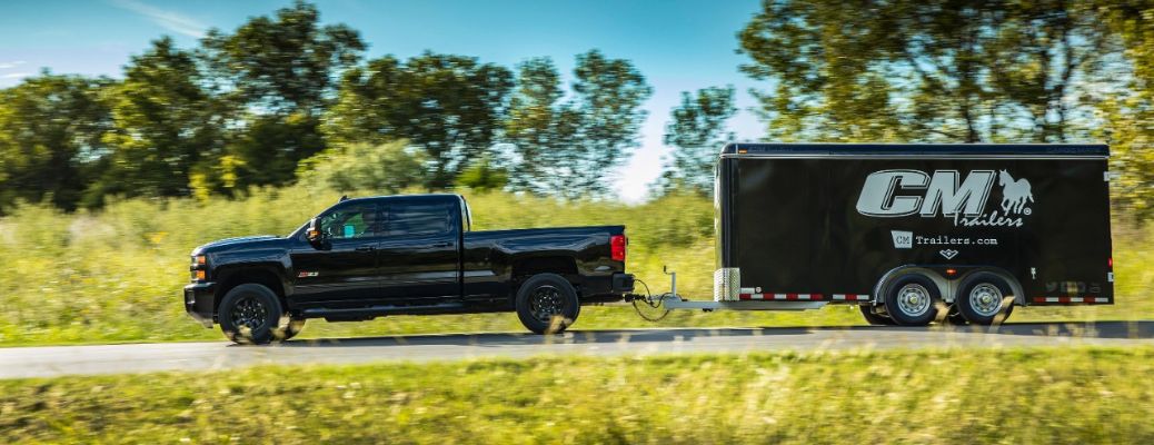 Side view of the 2017 Chevy Silverado 2500HD towing