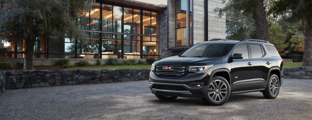 2017 GMC Acadia front quarter view