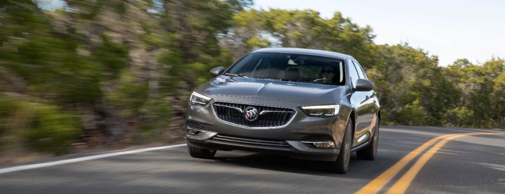 2018 Buick Regal Sportback front view