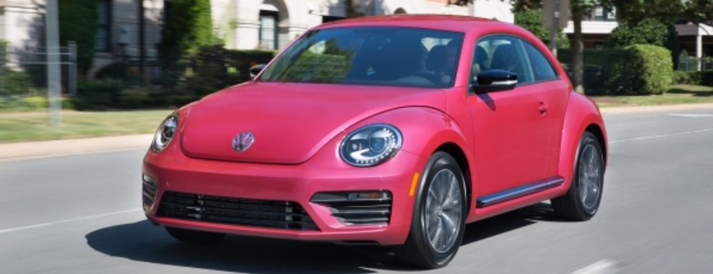 2017 Volkswagen Beetle front quarter view