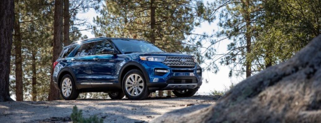 2018 Ford Explorer front quarter view