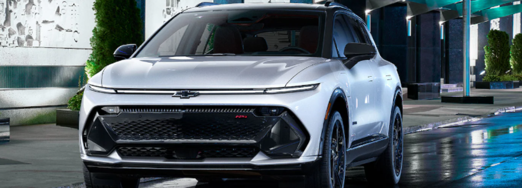 2024 Chevrolet Equinox EV front view