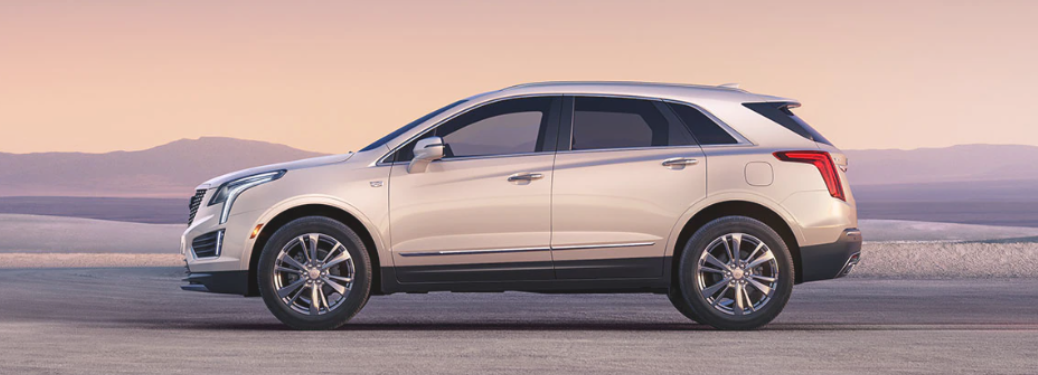 2024 Cadillac XT5 side view