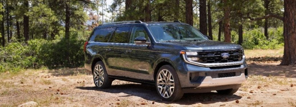 front quarter view of the 2025 Ford Expedition®