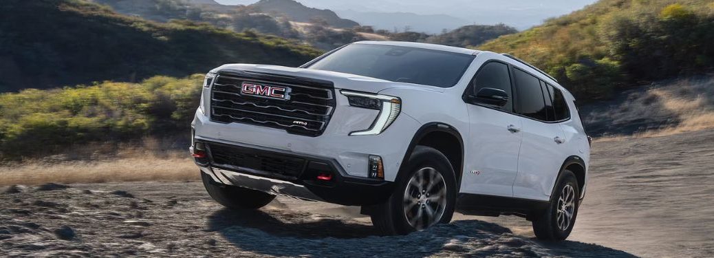 2026 GMC Acadia exterior front side view