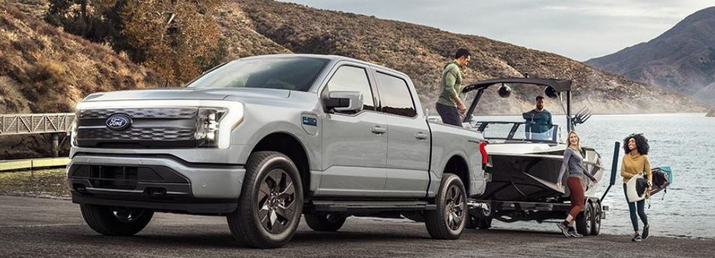 2025 Ford F-150® Lightning® exterior side view