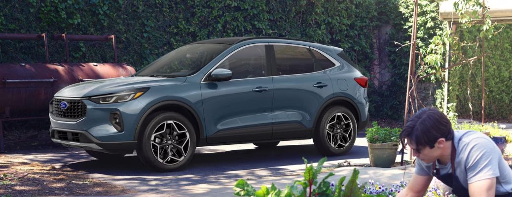 2026 Ford Escape Hybrid exterior side view