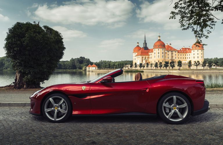 side view of the Ferrari Portofino