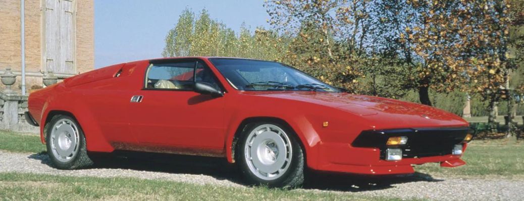 Lamborghini Diablo side view