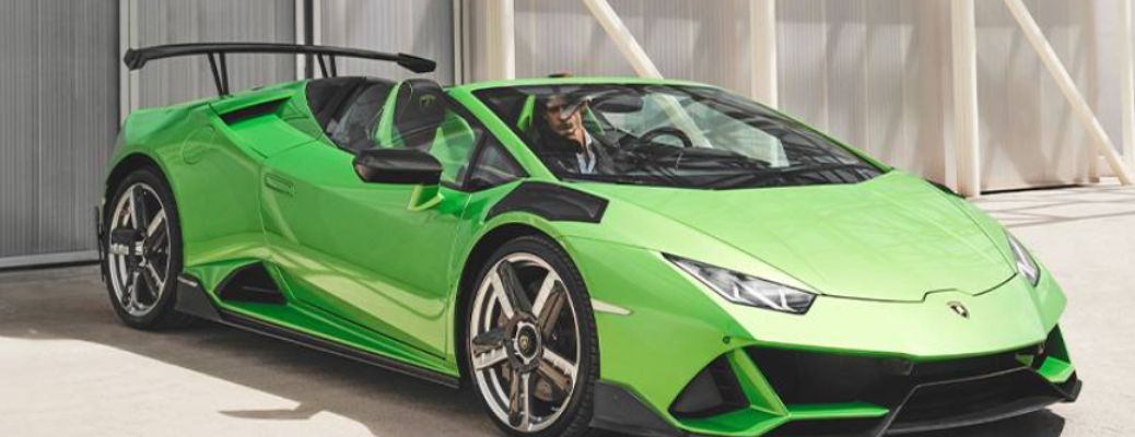 front and side view of a Lamborghini Huracán
