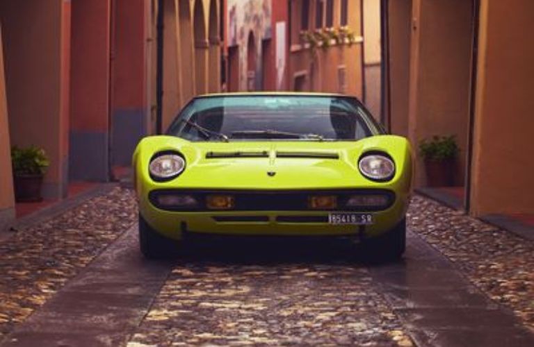 Lamborghini Miura exterior front view
