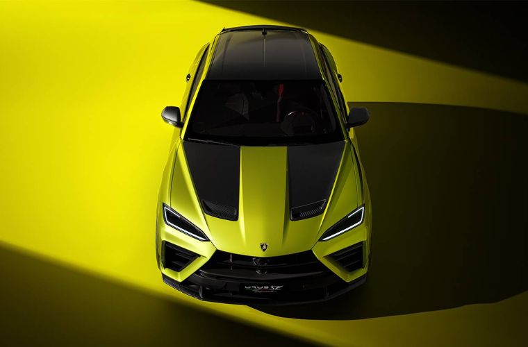2026 Lamborghini Urus SE exterior top view