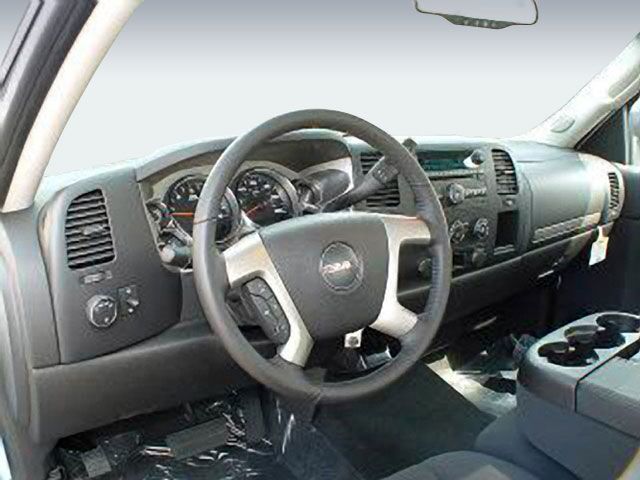 2009gmc006a_640_11