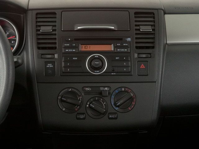 2010 Nissan Versa 1.8S Memphis TN