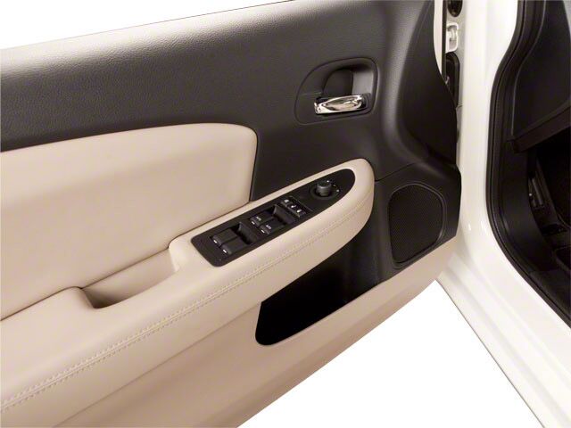 2012 Chrysler 200 LX Whitecourt AB