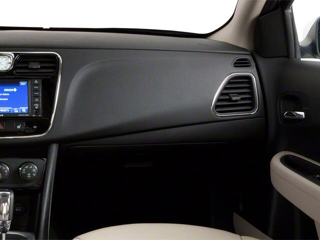 2012 Chrysler 200 LX Whitecourt AB
