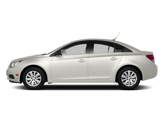 2013 Chevrolet Cruze 4d Sedan LS AT Benwood WV