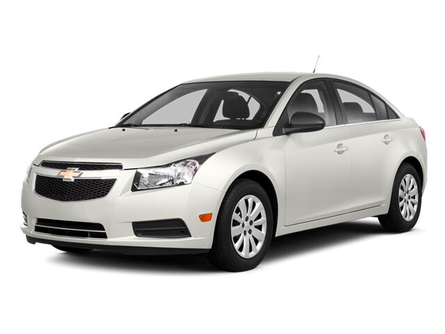 2013 Chevrolet Cruze 4d Sedan LS AT Benwood WV