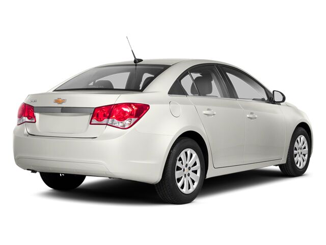 2013 Chevrolet Cruze 4d Sedan LS AT Benwood WV
