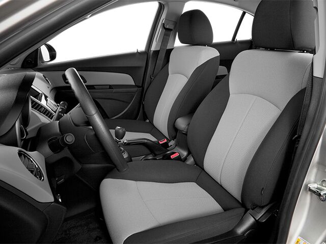 2013 Chevrolet Cruze 4d Sedan LS AT Benwood WV