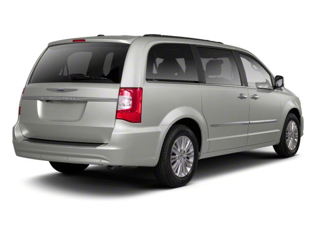 2013 Chrysler Town &amp; Country Touring