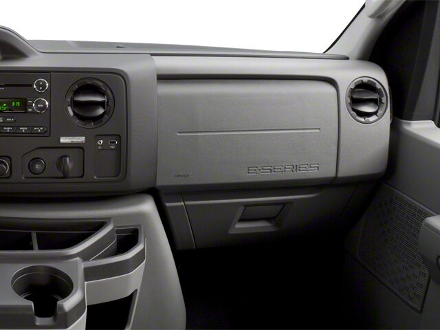 2013 Ford E350 Super Duty Passenger XLT Van 3D Long Beach CA