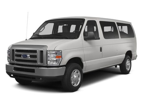 2013 Ford E350 Super Duty Passenger XLT Van 3D Long Beach CA