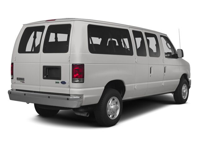 2013 Ford E350 Super Duty Passenger XLT Van 3D Long Beach CA