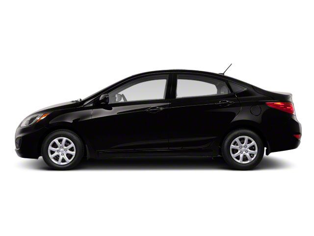 2013 HYUNDAI ACCENT