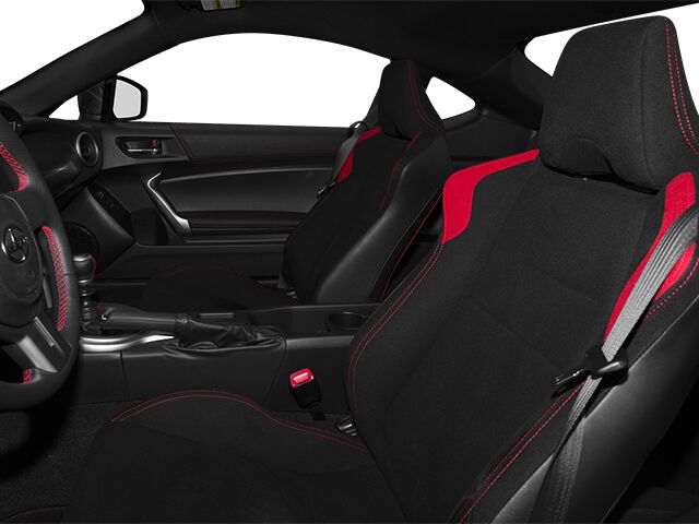 2013 Scion FR-S photo 5