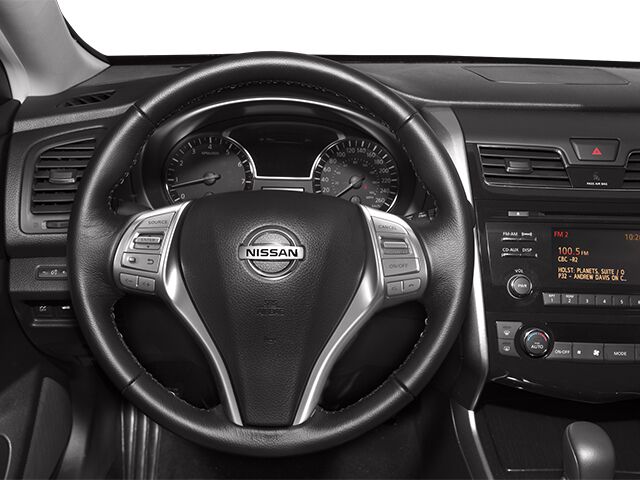 2014 Nissan Altima 2.5 SV Duluth MN