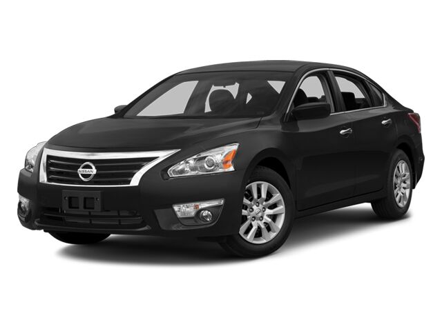 2014 Nissan Altima Sedan 4D S 2.5L I4