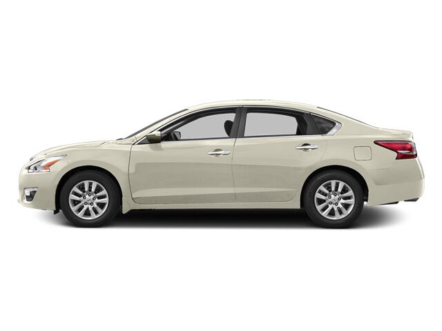 2014 Nissan Altima Sedan 4D S 2.5L I4 S