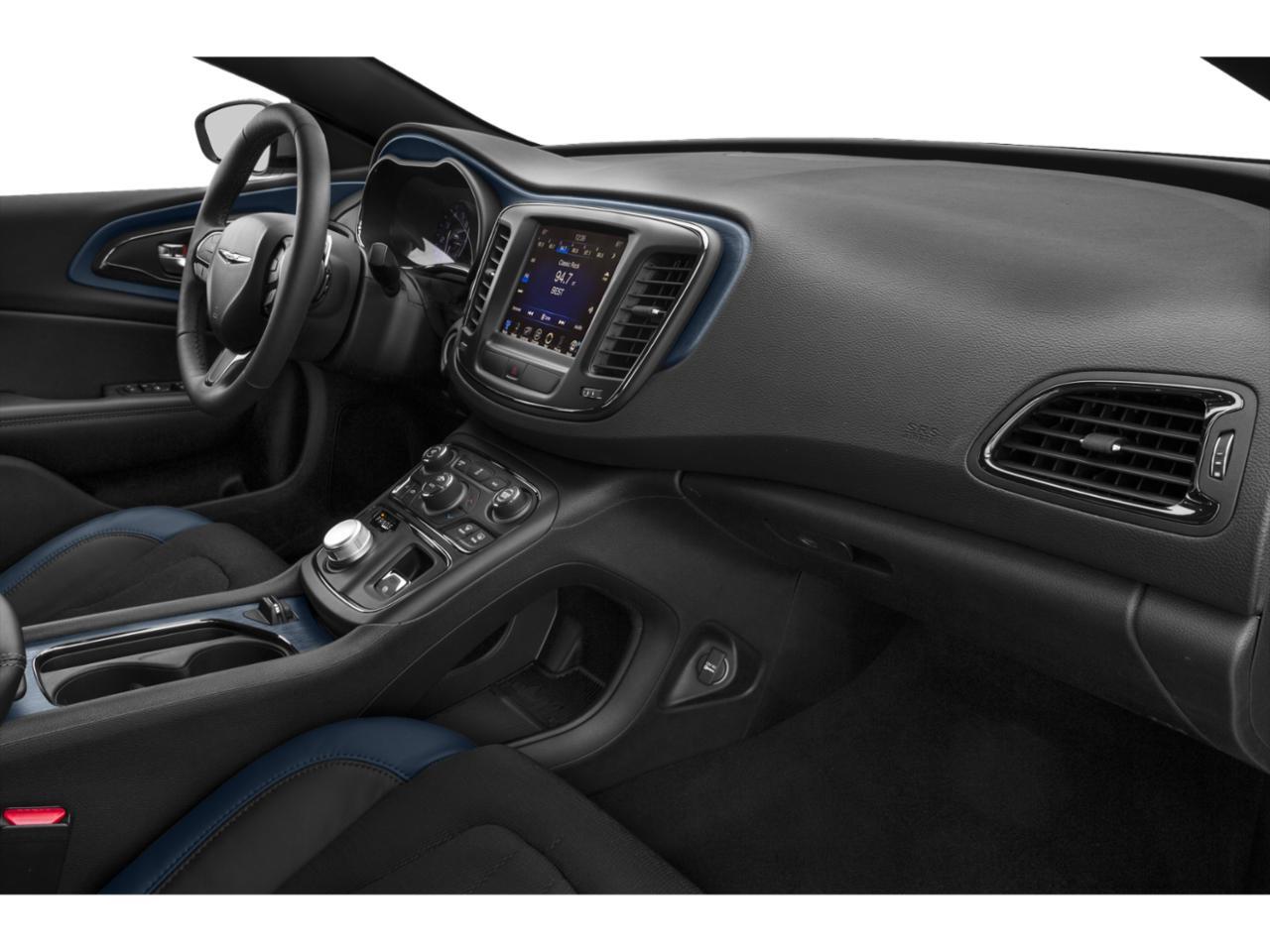 2015 Chrysler 200 S Akron OH