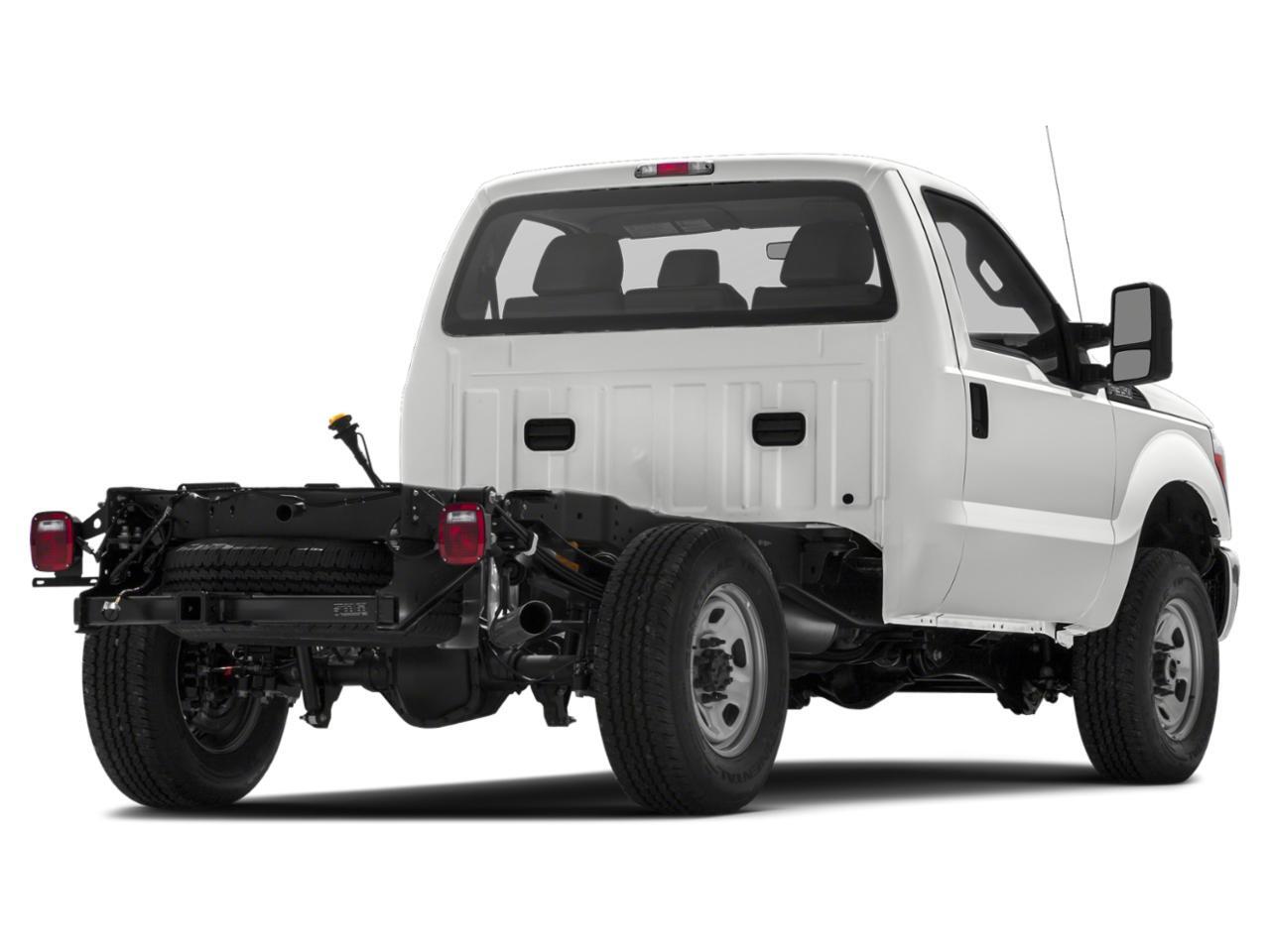 2015 Ford F-350 Chassis XL