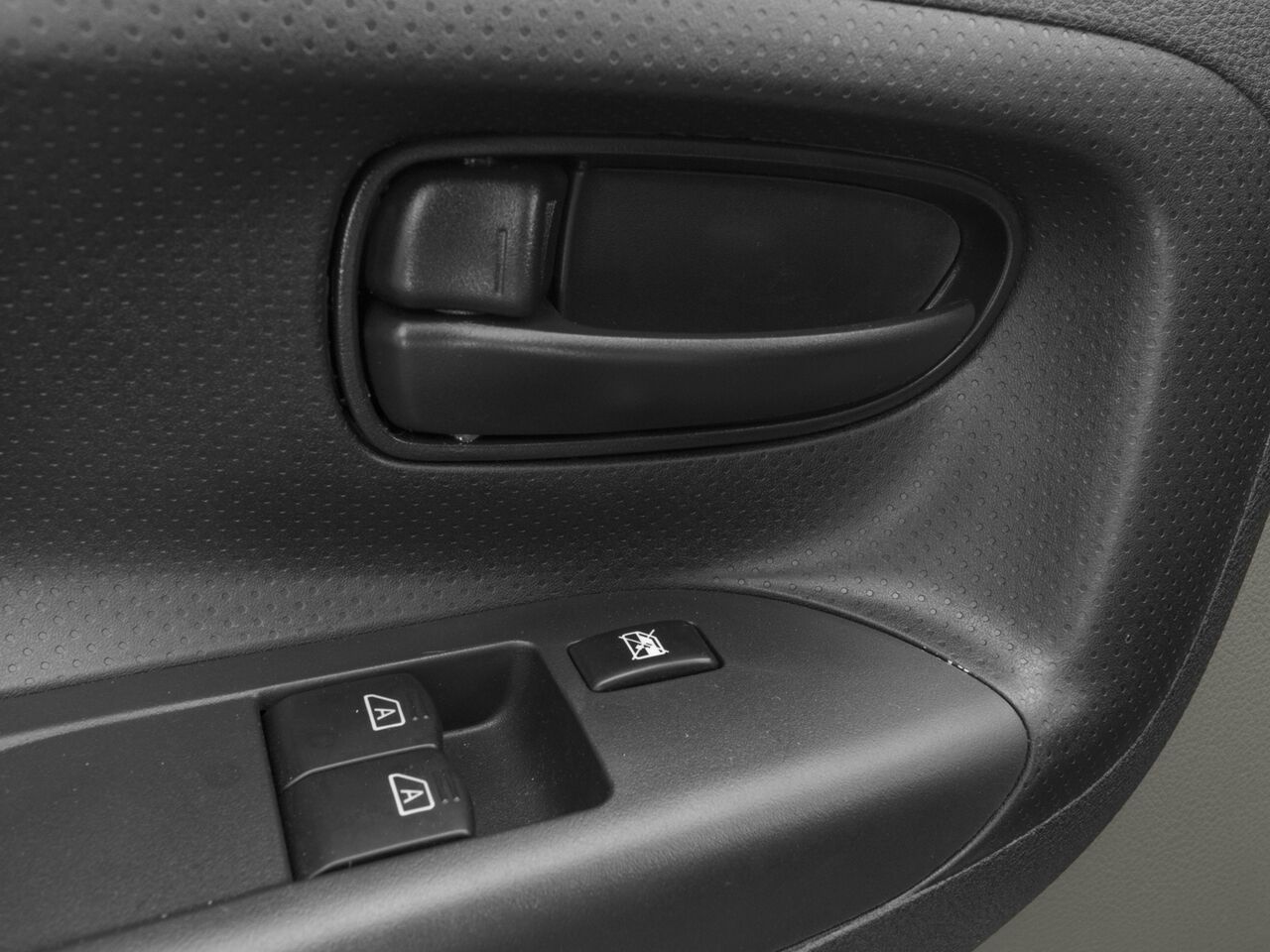 2015 Nissan NV200 S Edmonton AB