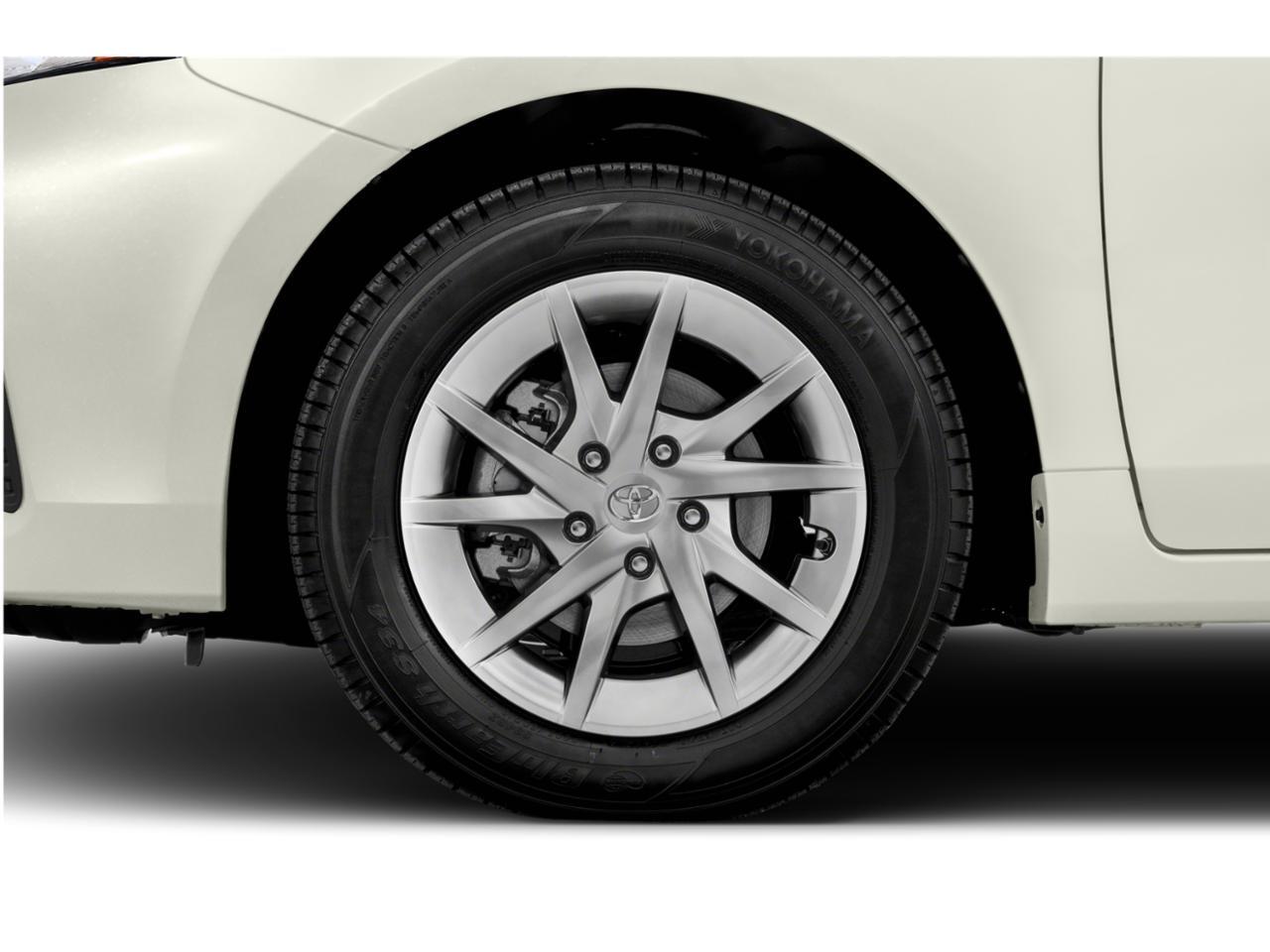 2015 Toyota Prius v Three San Clemente CA