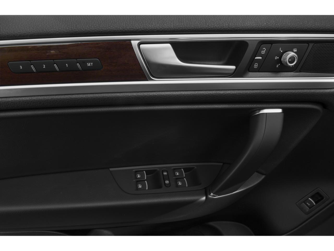 2015 Volkswagen Touareg VR6 Lux Chantilly VA