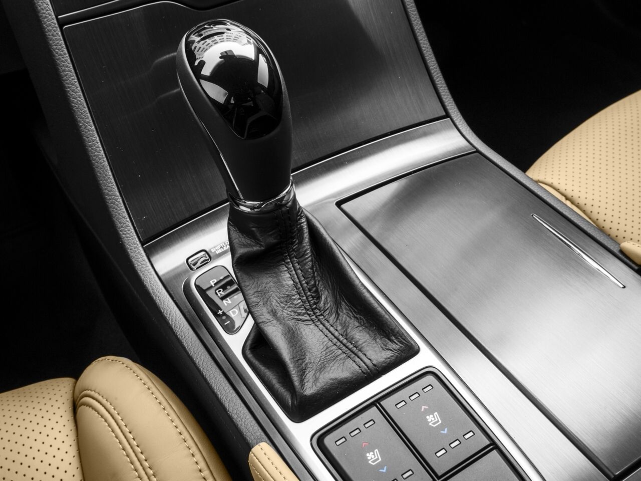 2016 Hyundai Azera Base Gainesville FL