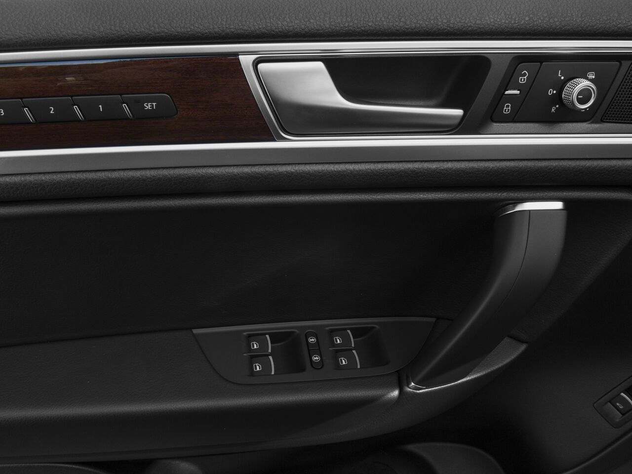 2016 Volkswagen Touareg VR6 Lux Chantilly VA