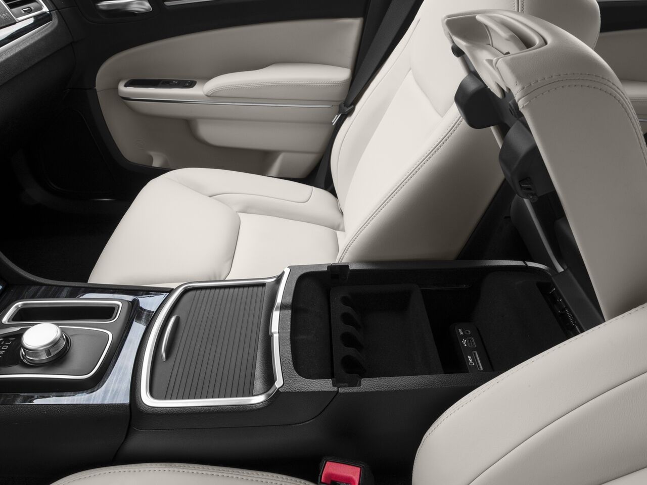 2017 CHRYSLER 300 LIMITED Kansas City MO