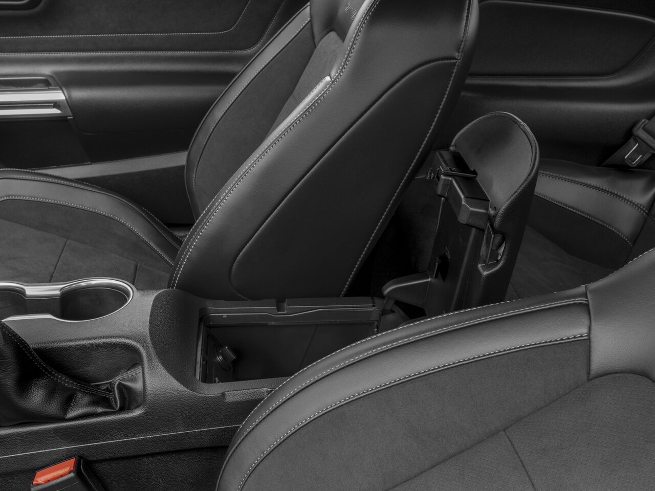 2017 Ford Mustang COUPE *MANUAL* Listowel ON