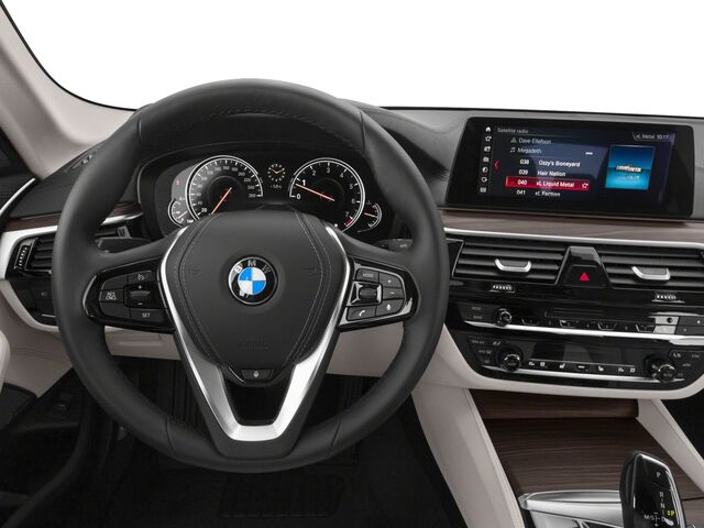 2018 BMW 530i Base Laredo TX