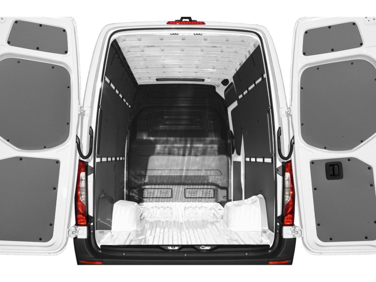 2019 Mercedes-Benz Sprinter Cargo Van Oshkosh WI