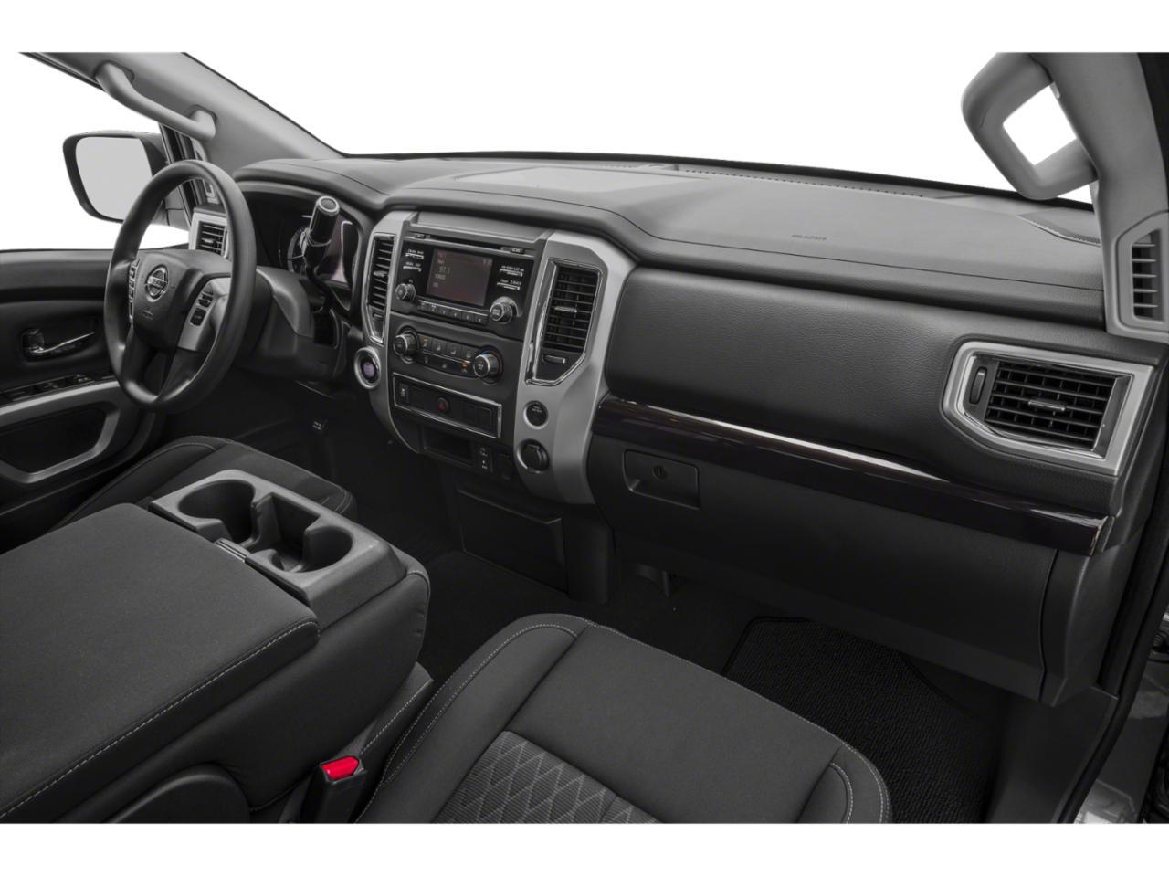 2019 Nissan Titan 4WD Crew Cab SV Benwood WV