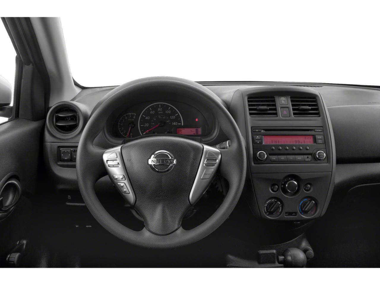 2019 Nissan Versa 1.6 SV Akron