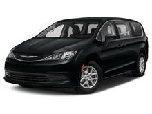 2020_Chrysler_Pacifica_Touring_ Bozeman MT
