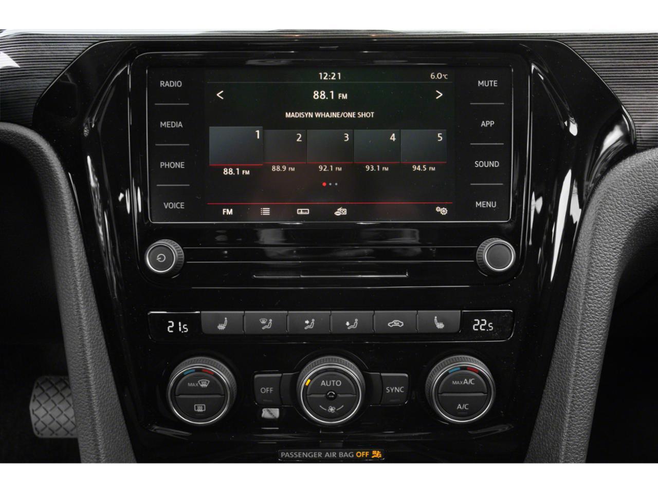 2020 Volkswagen Passat 2.0T SE Beeville TX