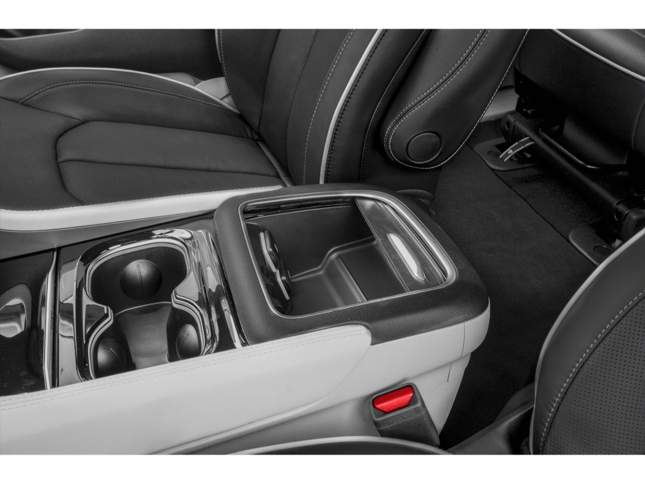2022 Chrysler Pacifica Hybrid Limited Sand Lake NY