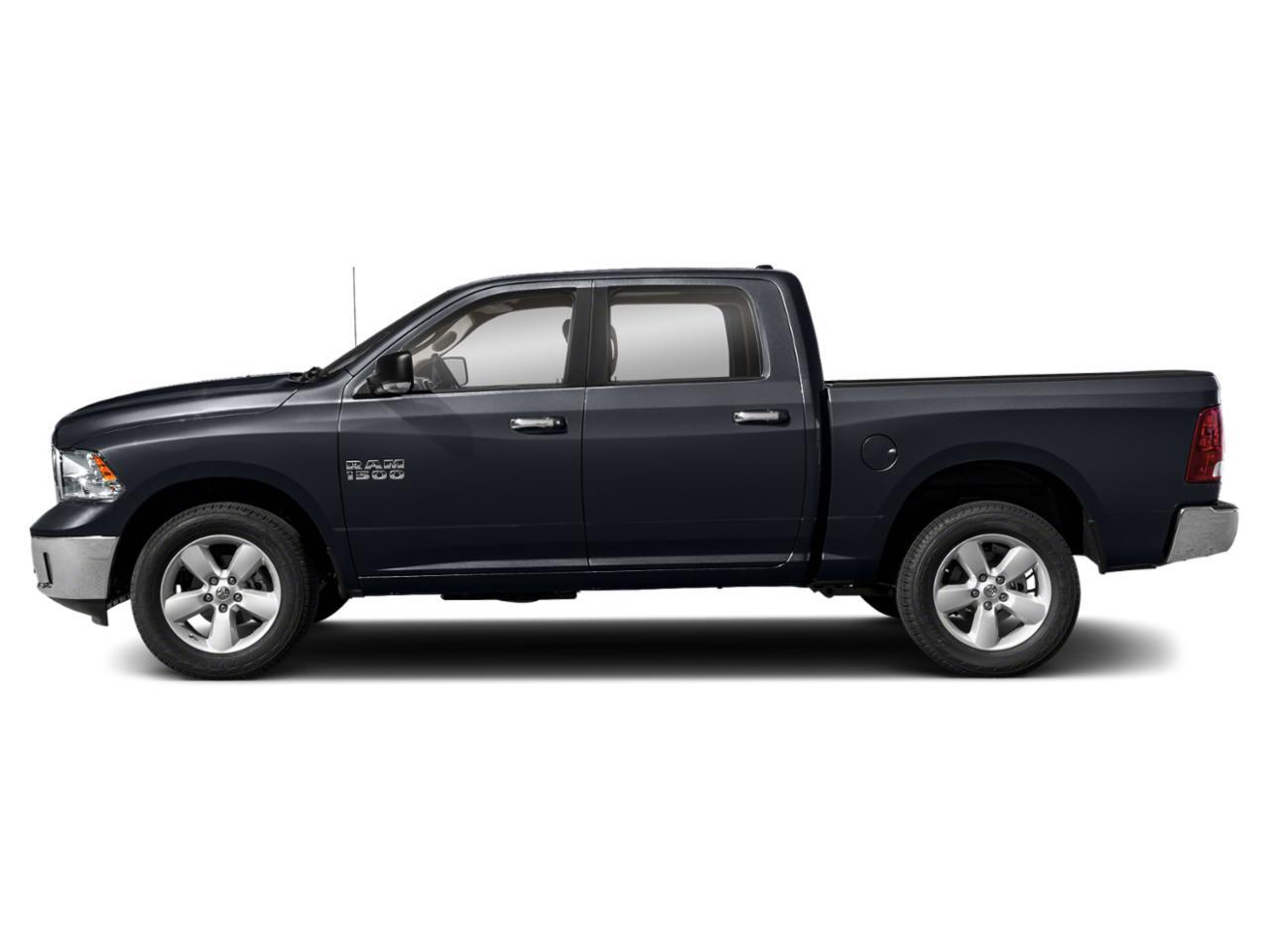 2022 RAM 1500 Classic SLT 4x4 4dr Crew Cab 5.5 ft. SB Pickup Chesterfield MI